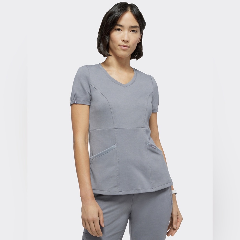 Jaanuu XS Women’s Princess Seam V-Neck Scrub Top Light Gray
